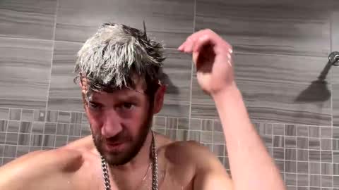 AlphaDragon online show from 10/26/25, 11:49