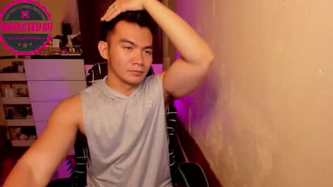 Snapshot of 000batman000 chatting on 10/14/25, 12:17 Bruce online show from 10/14/25, 12:17