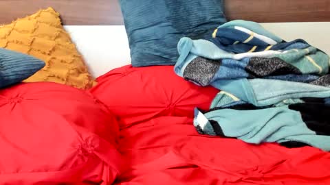 00ingrid00 online show from 12/17/24, 05:51