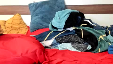 00ingrid00 online show from 12/17/24, 08:54