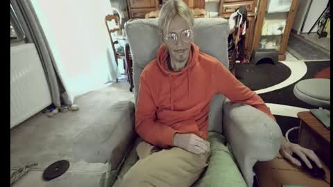 jeff online show from 11/11/25, 09:31