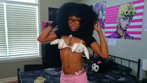 Spookie Baddie online show from 04/15/26, 06:04