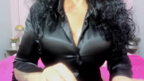 Valeria online show from 02/02/25, 01:41