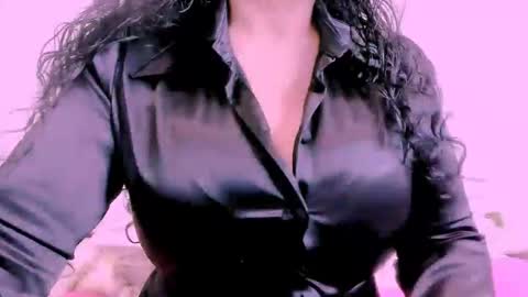 Snapshot of 00valeriasexxx chatting on 11/08/25, 12:16 Valeria online show from 11/08/25, 12:16