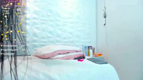  Nahomi  online show from 02/15/25, 03:50