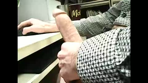 01quebecboy69 online show from 03/19/26, 07:29