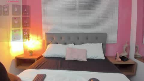Snapshot of 02andres_ chatting on 07/09/26, 02:04 ANDRES online show from 07/09/26, 02:04