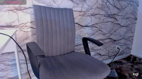 naty online show from 02/17/25, 06:04