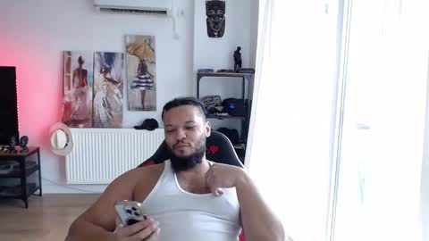 Kingsley online show from 11/30/25, 10:03