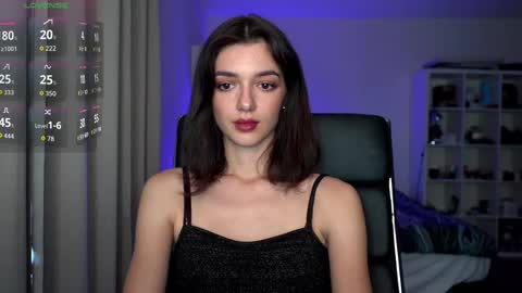 Olivia online show from 09/08/25, 10:42