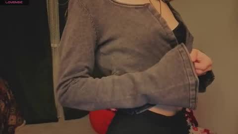 Snapshot of 0ophelia chatting on 02/04/26, 08:36 0ophelia online show from 02/04/26, 08:36