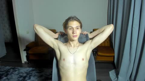 Snapshot of 0verlandd chatting on 01/11/25, 03:09 Adam online show from 01/11/25, 03:09