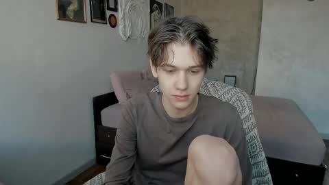 Adam online show from 04/11/26, 07:35