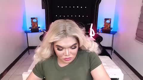 Sasha Banks online show from 12/14/24, 09:45