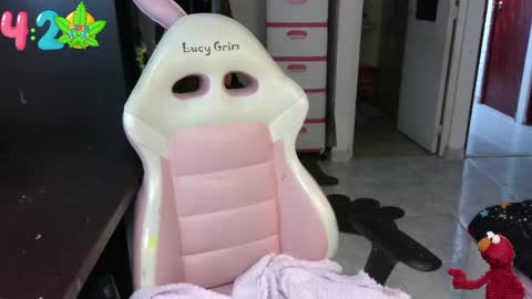 Snapshot of 111lucygrim111 chatting on 12/23/24, 02:56 111lucygrim111 online show from 12/23/24, 02:56