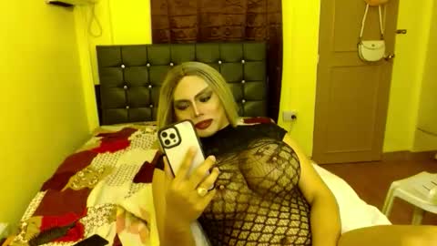 HUGECOCK online show from 04/19/26, 06:10