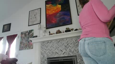Snapshot of 11willowandjohn11 chatting on 01/24/25, 03:55 Aurora Willows online show from 01/24/25, 03:55