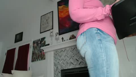 Snapshot of 11willowandjohn11 chatting on 02/18/25, 10:58 Aurora Willows online show from 02/18/25, 10:58