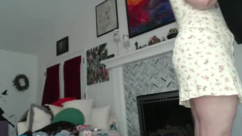 Snapshot of 11willowandjohn11 chatting on 03/11/25, 11:44 Aurora Willows online show from 03/11/25, 11:44
