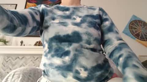 Aurora Willows online show from 02/02/26, 07:45