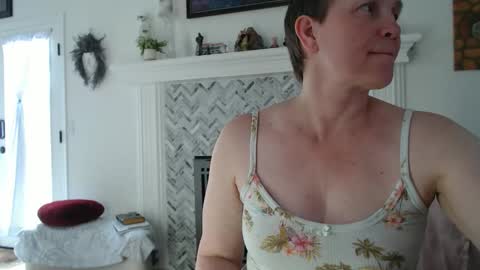 Aurora Willows online show from 03/06/26, 05:42