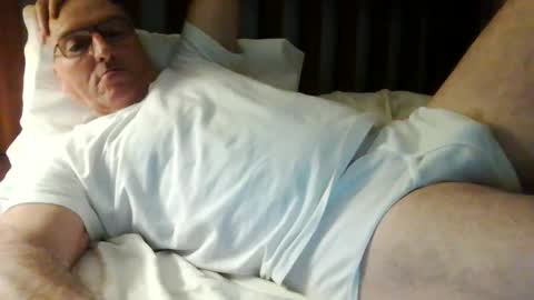 Snapshot of 123456ant chatting on 02/16/25, 12:21 123456ant online show from 02/16/25, 12:21