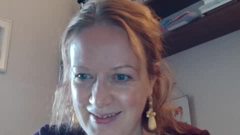 12ennie online show from 10/01/25, 07:36