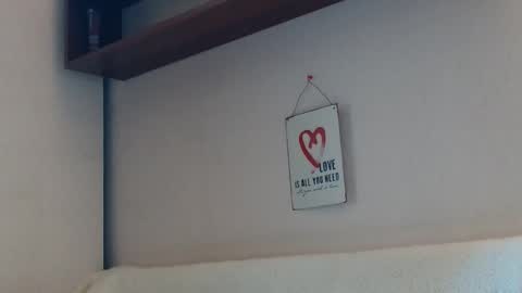 12ennie online show from 10/08/25, 09:40