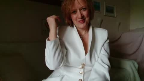 12ennie online show from 06/01/26, 07:54