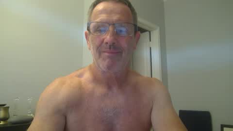 Snapshot of 13glanmorfa chatting on 06/24/26, 02:27 13glanmorfa online show from 06/24/26, 02:27
