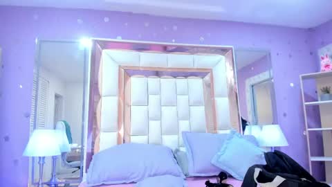 Scarlette  online show from 04/23/26, 03:08