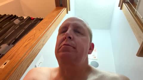 Snapshot of 16510 chatting on 10/02/25, 10:33 16510 online show from 10/02/25, 10:33