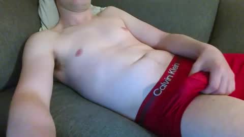 Snapshot of 18chillin chatting on 11/05/25, 02:22 18chillin online show from 11/05/25, 02:22