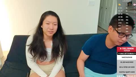 Snapshot of 18not20 chatting on 11/26/25, 12:33 Tong Ralph online show from 11/26/25, 12:33