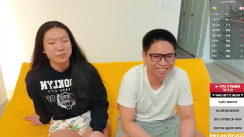 Snapshot of 18not20 chatting on 12/03/25, 01:24 Tong Ralph online show from 12/03/25, 01:24