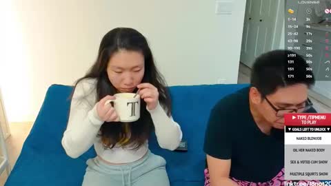 Snapshot of 18not20 chatting on 12/14/25, 12:38 Tong Ralph online show from 12/14/25, 12:38