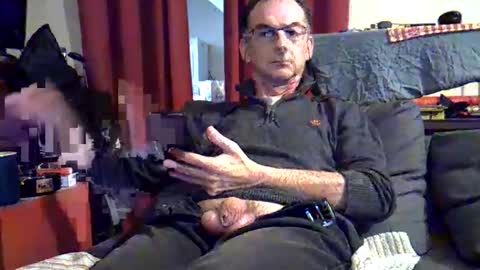 Snapshot of 18remy45 chatting on 05/02/26, 01:16 18remy45 online show from 05/02/26, 01:16