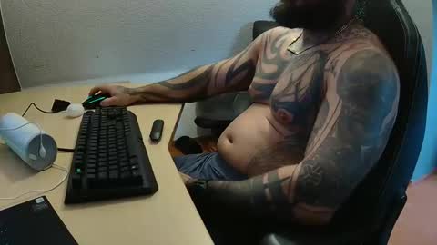 Snapshot of 19andre90 chatting on 10/24/25, 03:41 19andre90 online show from 10/24/25, 03:41