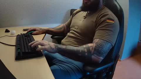 Snapshot of 19andre90 chatting on 11/07/25, 07:52 19andre90 online show from 11/07/25, 07:52