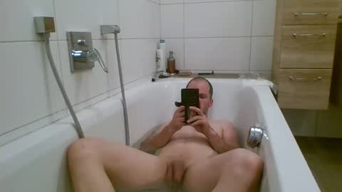 berni online show from 11/02/25, 02:41