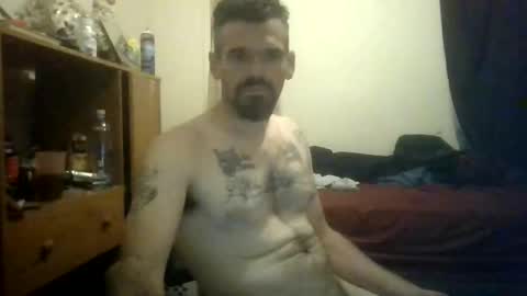 Snapshot of 19johnnyblunt91 chatting on 05/10/26, 06:51 19johnnyblunt91 online show from 05/10/26, 06:51