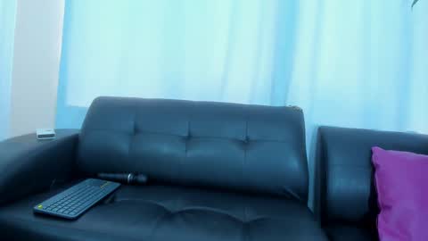 stef read my description online show from 02/22/25, 07:58