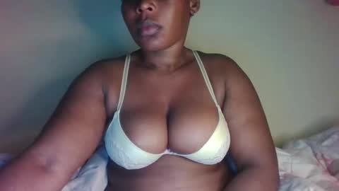 Snapshot of 1_sexybaby chatting on 10/18/25, 12:06 1_sexybaby online show from 10/18/25, 12:06