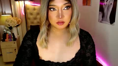 Ekang online show from 03/25/26, 07:53