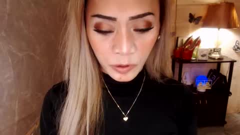 angel online show from 11/11/25, 05:35