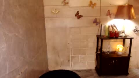 angel online show from 03/01/26, 08:55