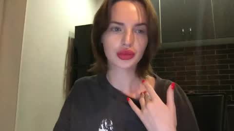 DOVE online show from 01/24/25, 04:39