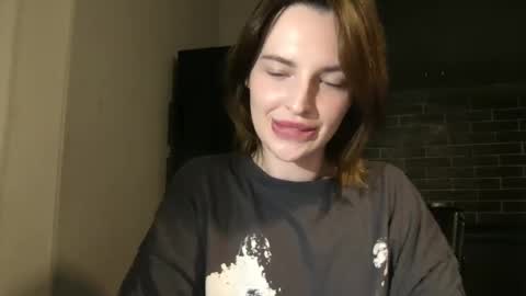 DOVE online show from 02/07/25, 04:24