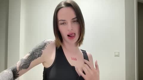 DOVE online show from 10/06/25, 09:12