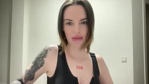 DOVE online show from 10/15/25, 08:20